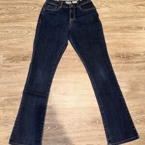Girls Size 12 Jeans. OshKosh 12R Skinny Bootcut. Adjustable waist. EUC